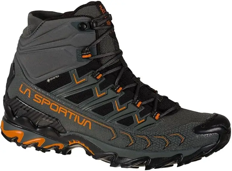 Bota impermeable La Sportiva Ultra Raptor II Mid GTX ideal para el Camino de Santiago